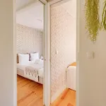 Appartement Akicity Mouraria Foliage Lissabon